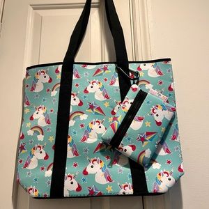 NWOT Candy Pink neoprene unicorn 🦄 theme bag set